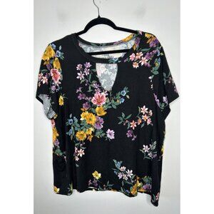 Torrid Super Soft Black Floral Short Sleeve Blouse Top Size 2